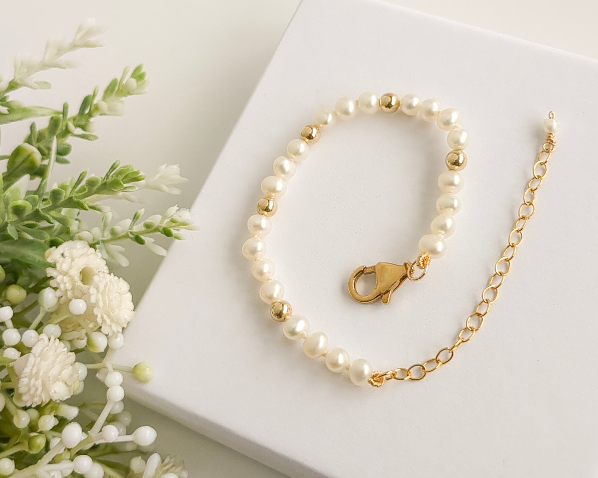 pearl and gold bracelet