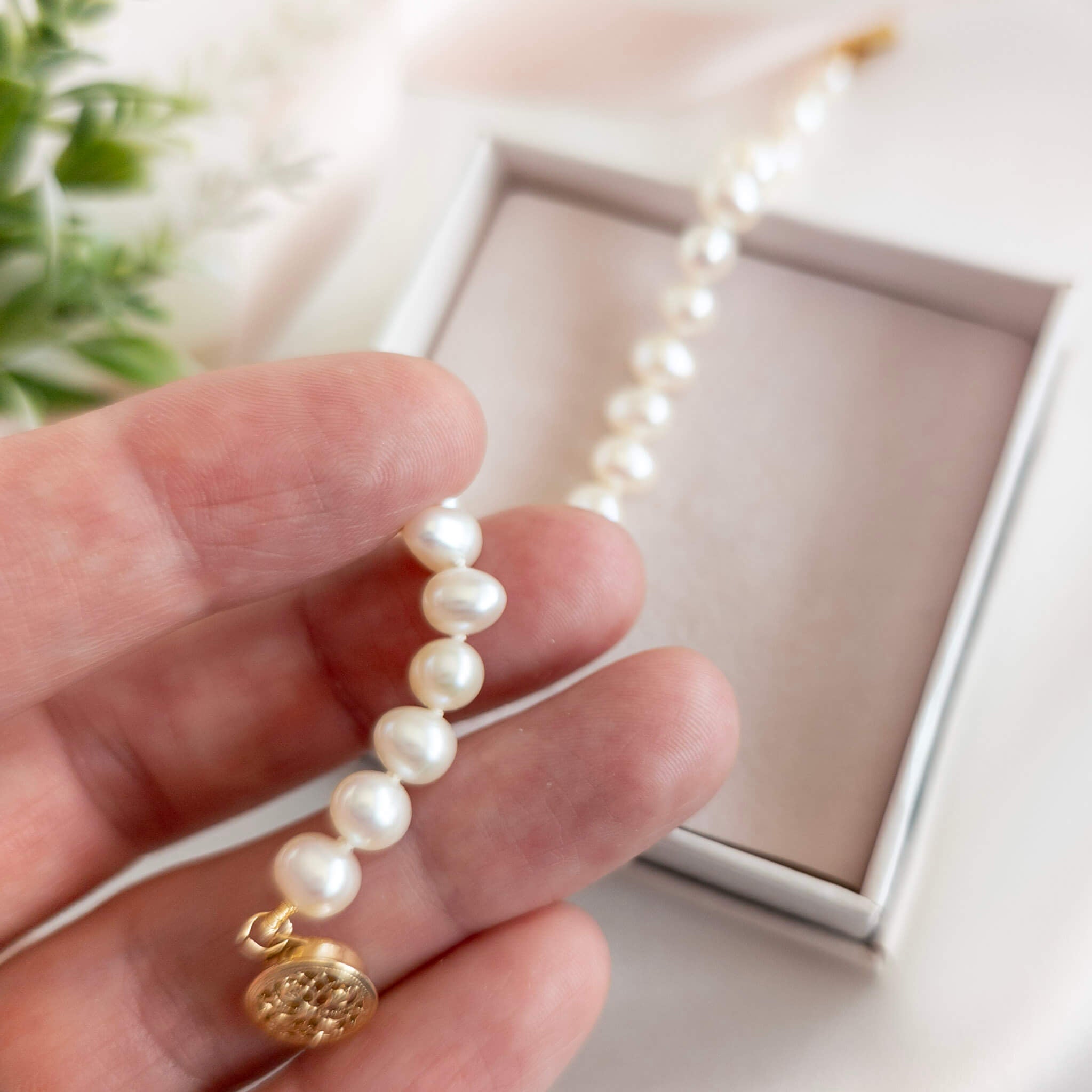 Irregular Pearl Bracelet in hand