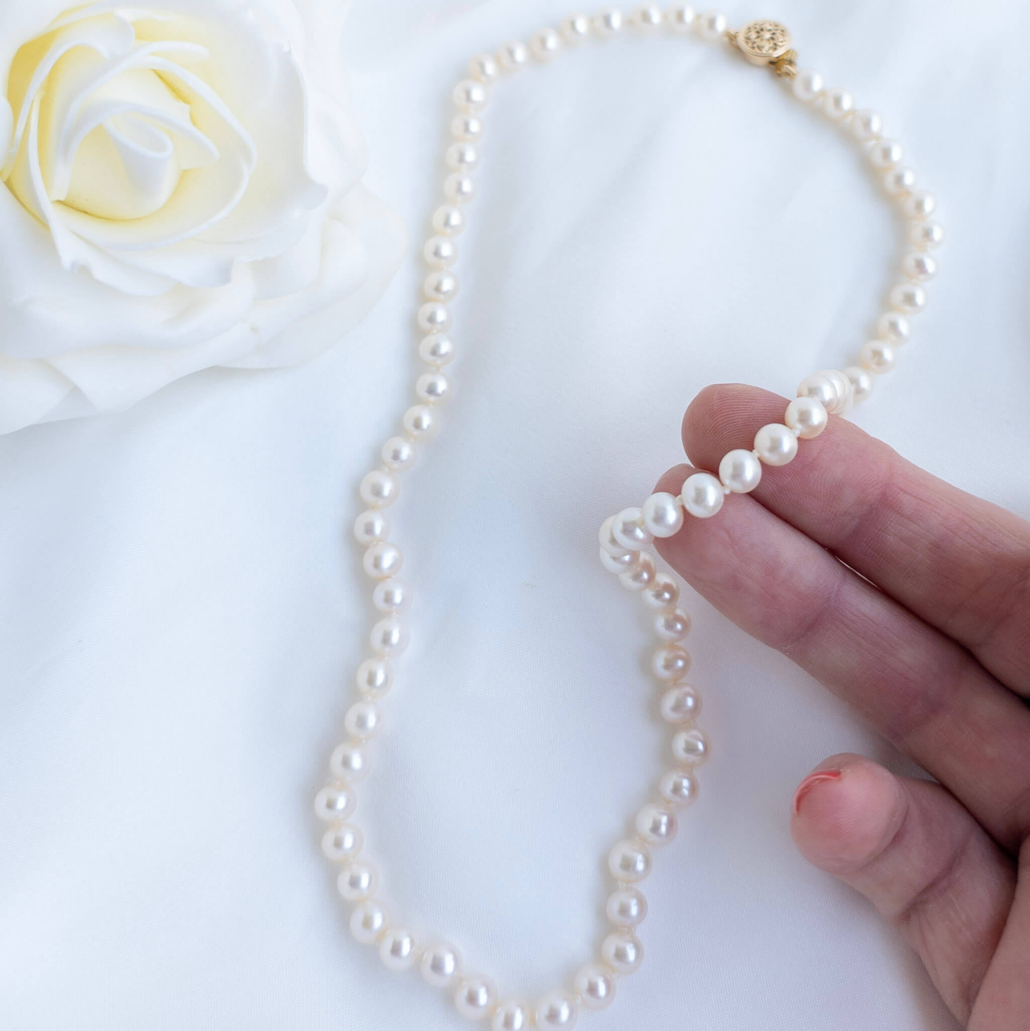 Handmade Pearl necklace