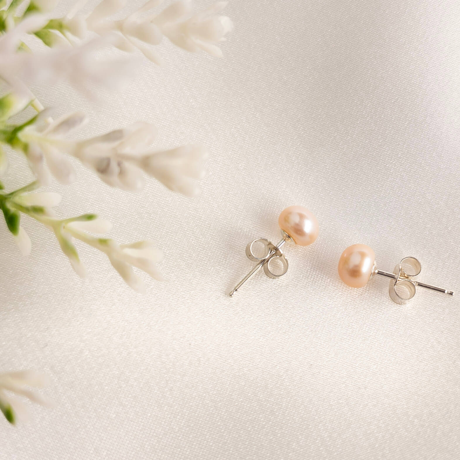 Pink Pearl Studs Earrings