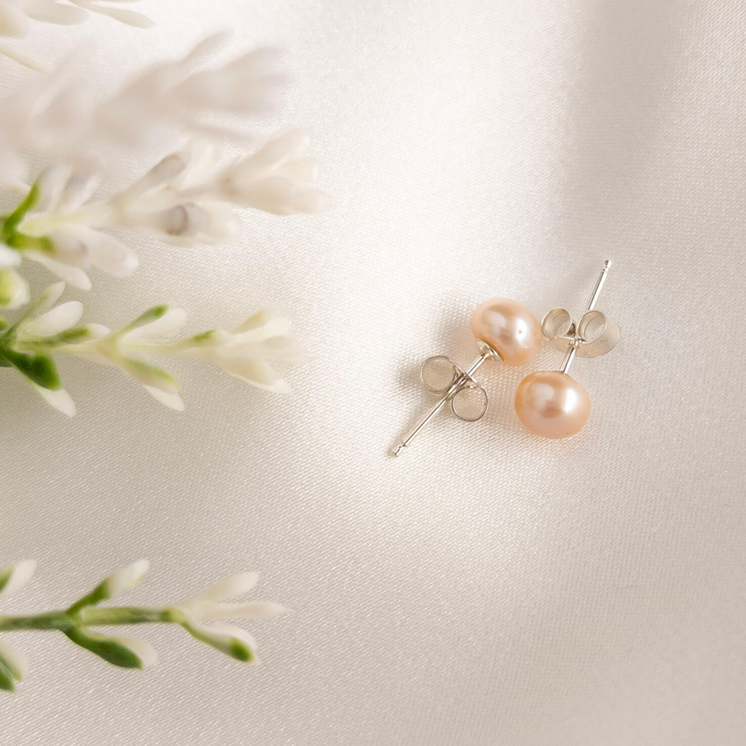 Pink Pearl Studs Earrings
