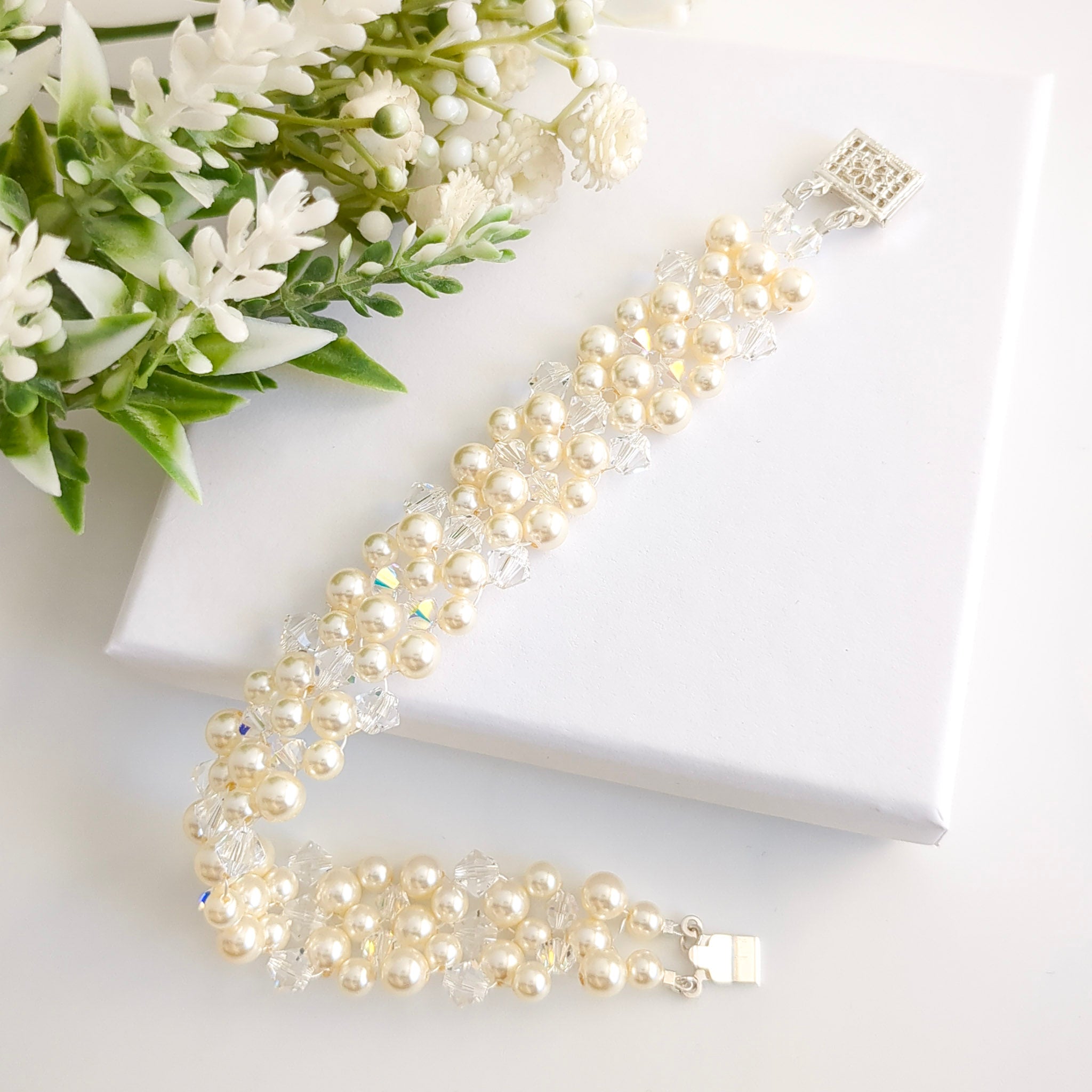 Pearl Choker Bracelet