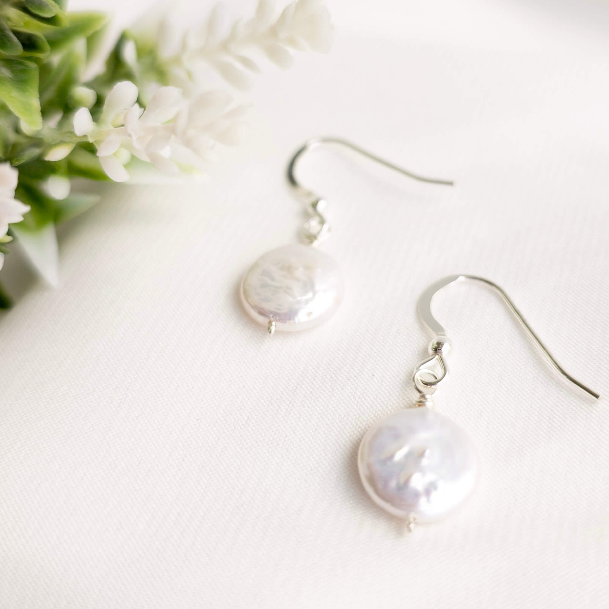 Coin shaped Pearl Earrings