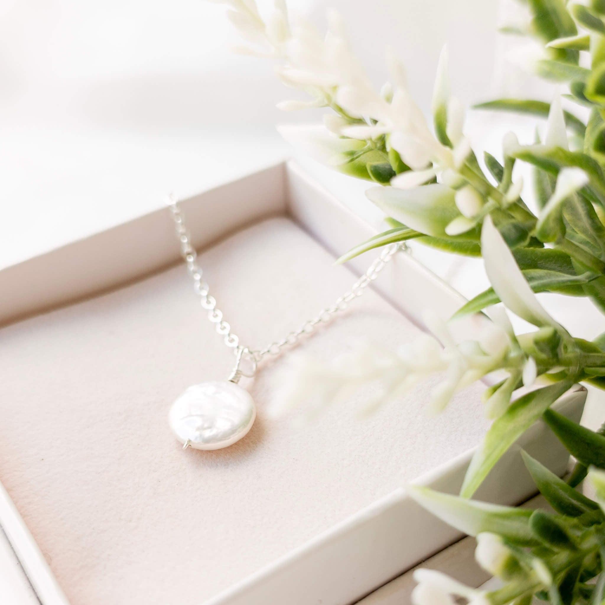Coin shaped Pearl Pendant