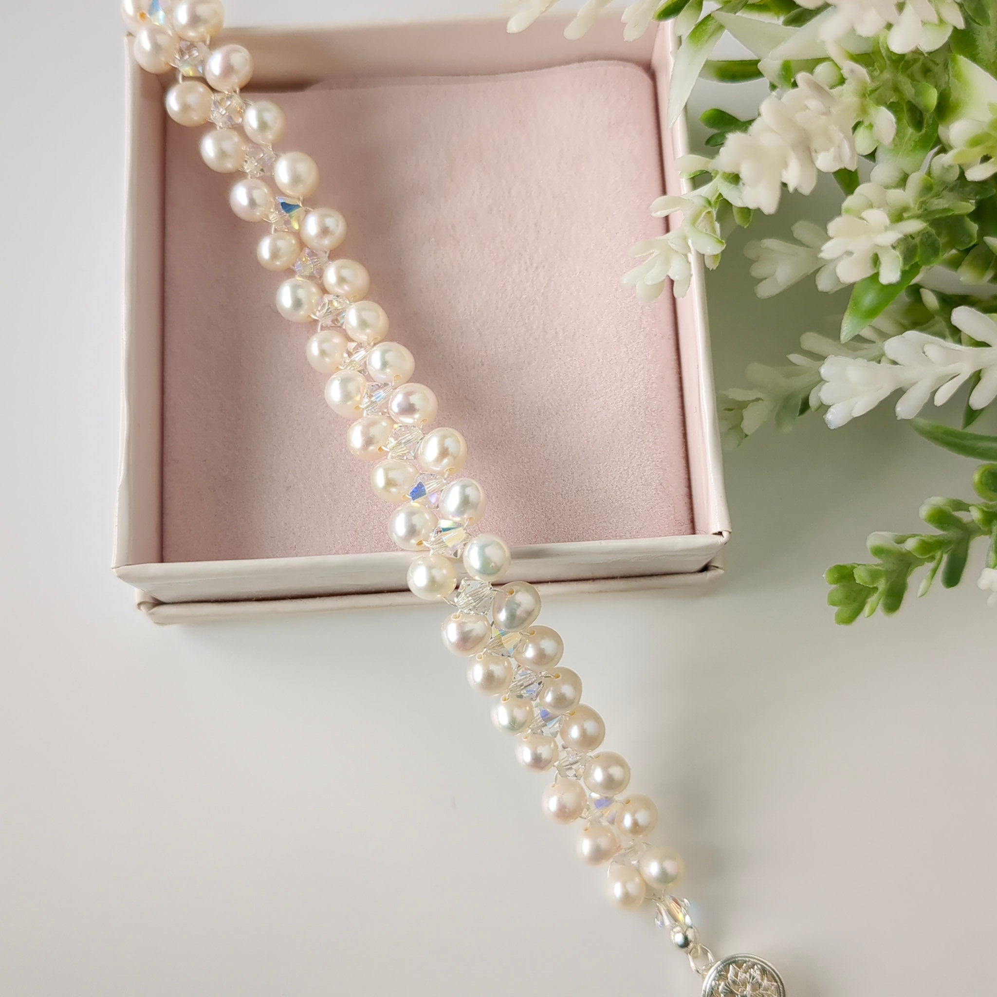 Pearl and Crystal Bracelet