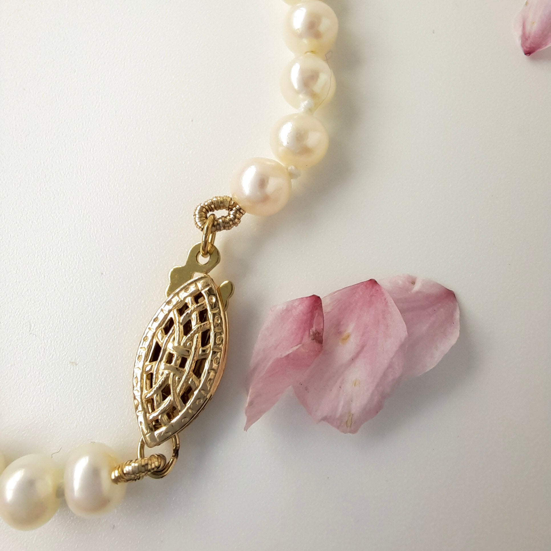 Handmade Pearl Necklace