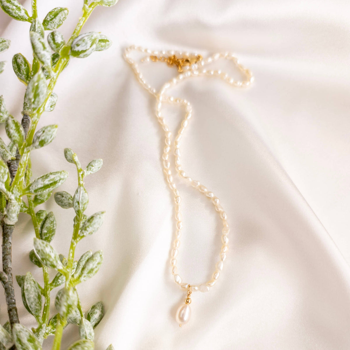 boho baroque pearl pendant necklace