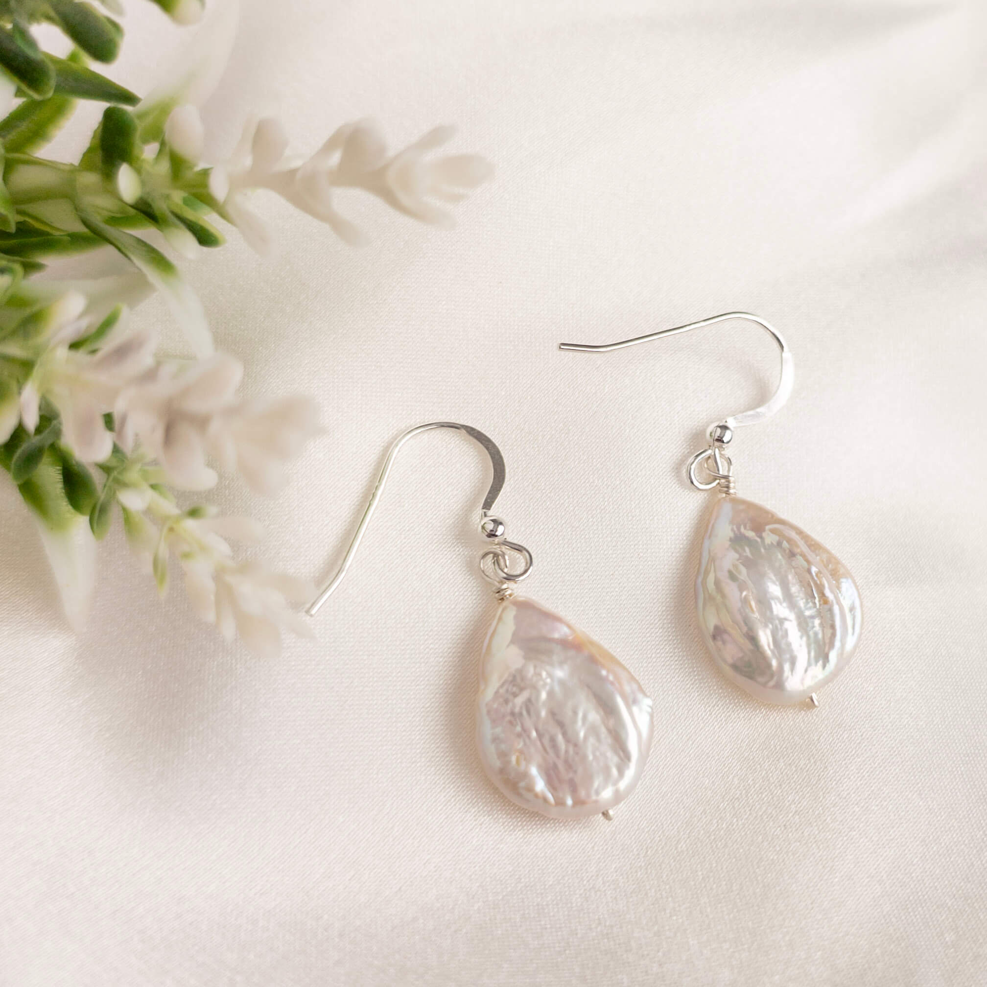 Flat Teardrop Pearl earrings