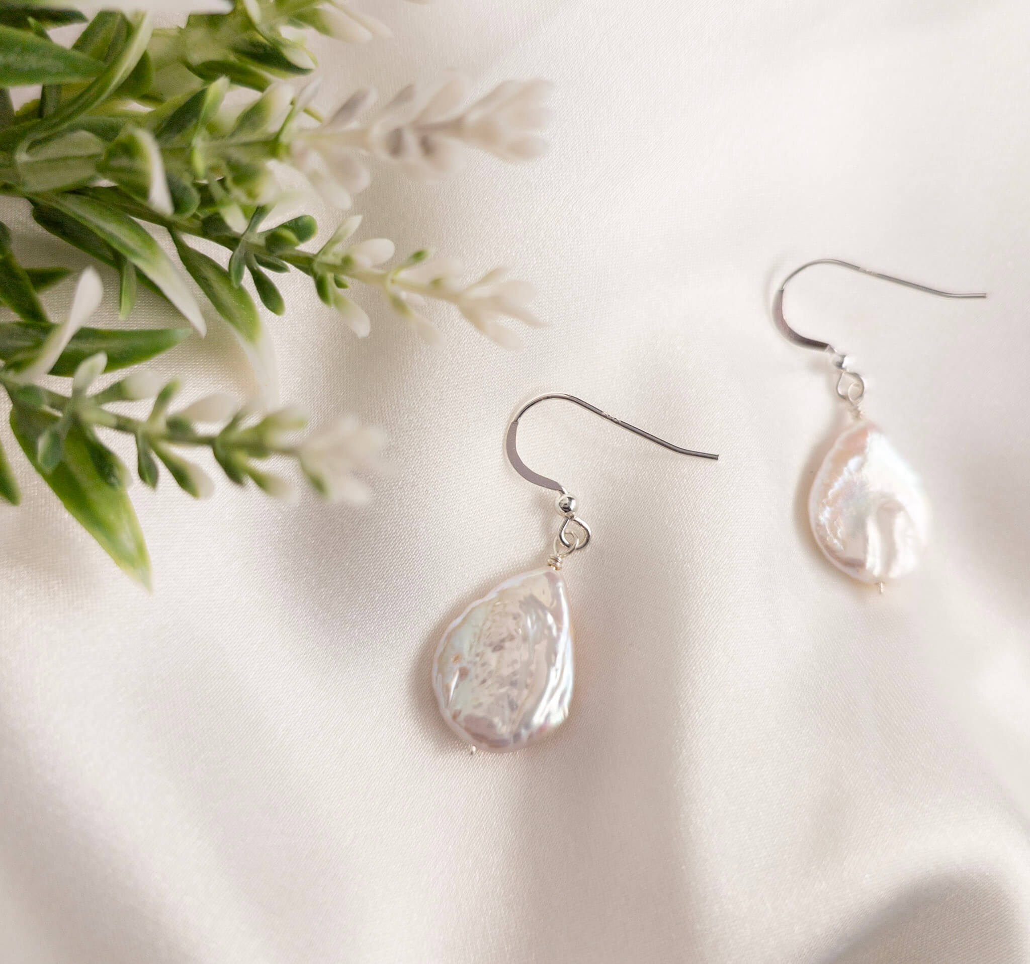 Flat Teardrop Pearl earrings