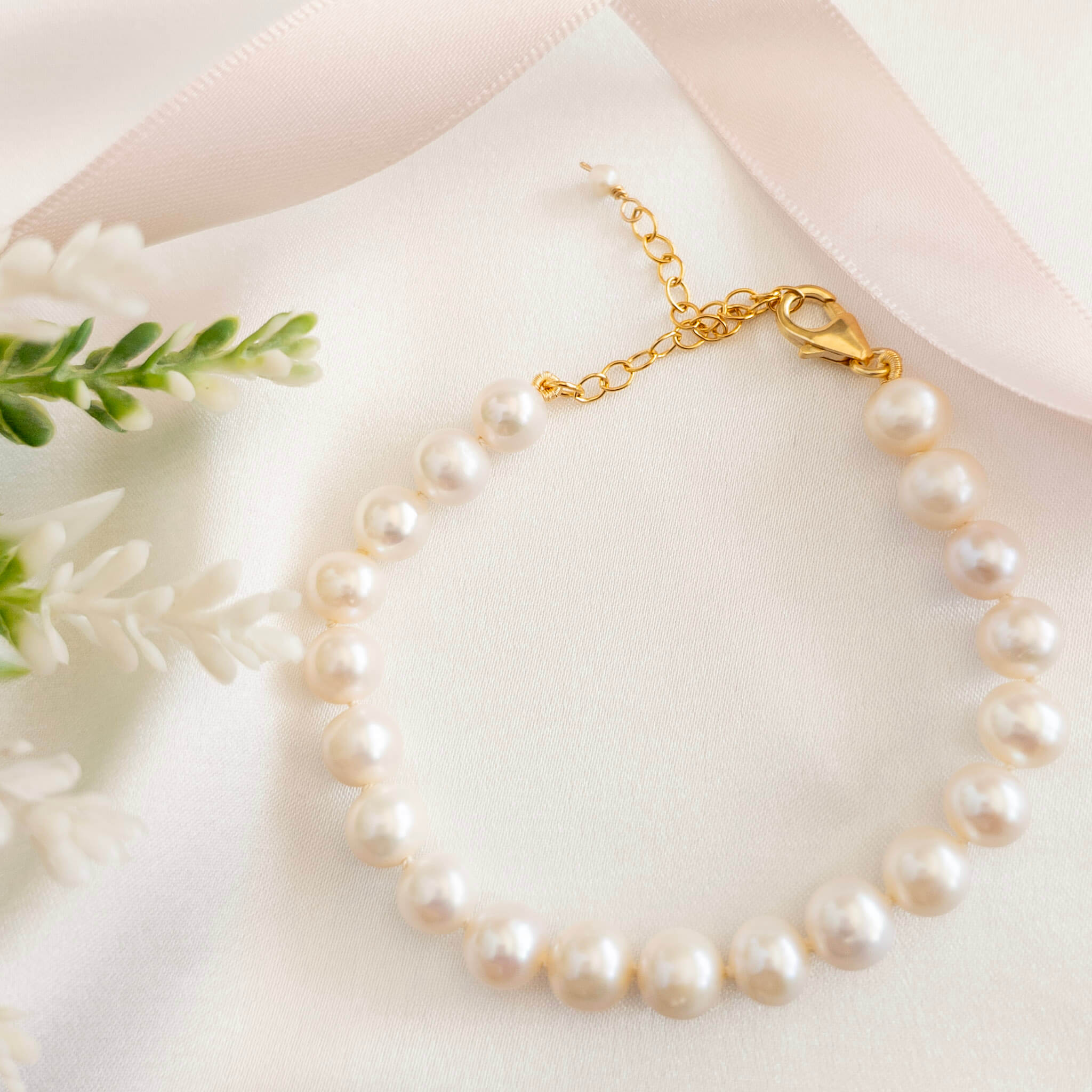 Round Freshwater Pearl Bracelet