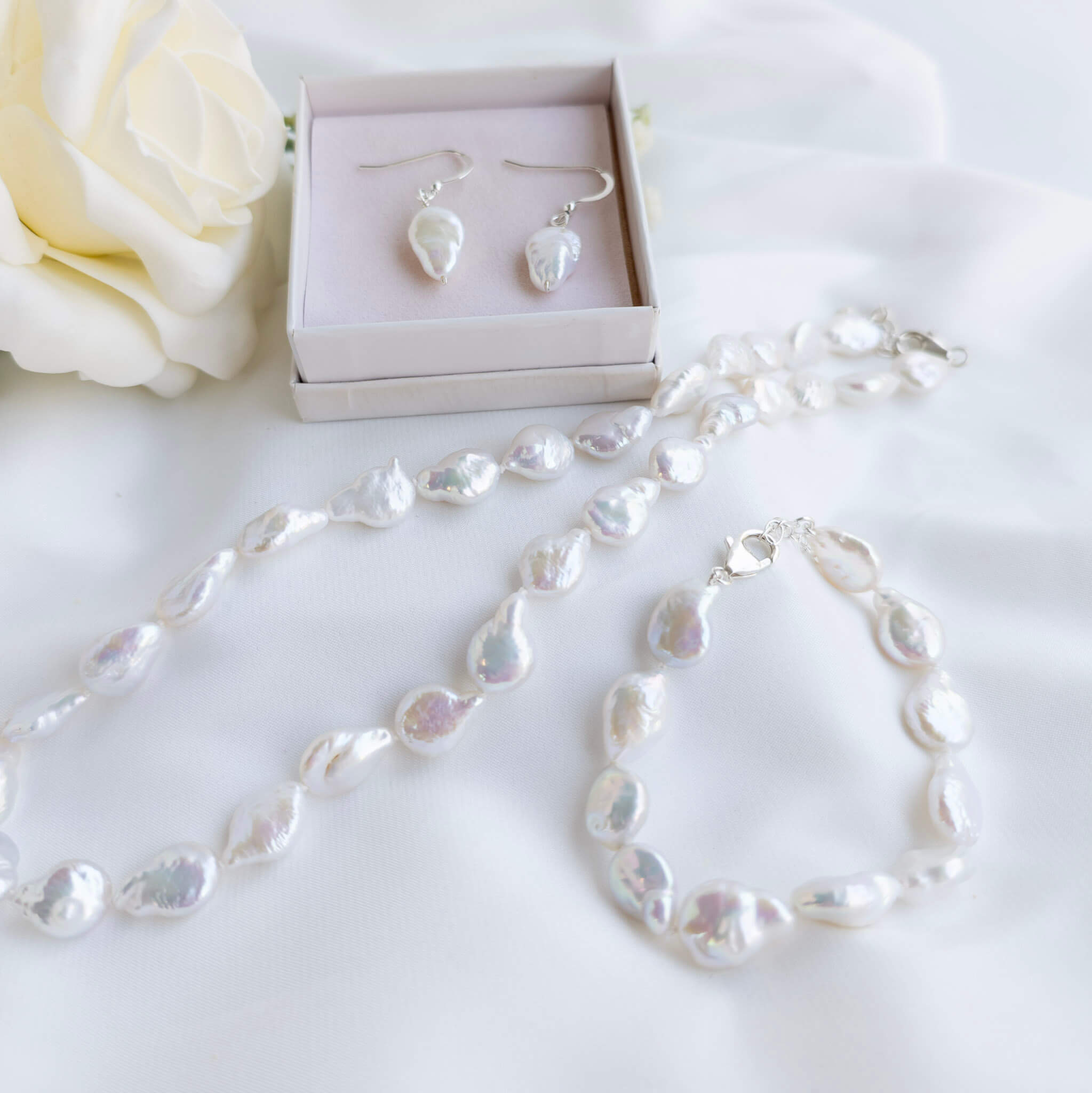 Baroque Coin Pearl Necklace Jewellery Set