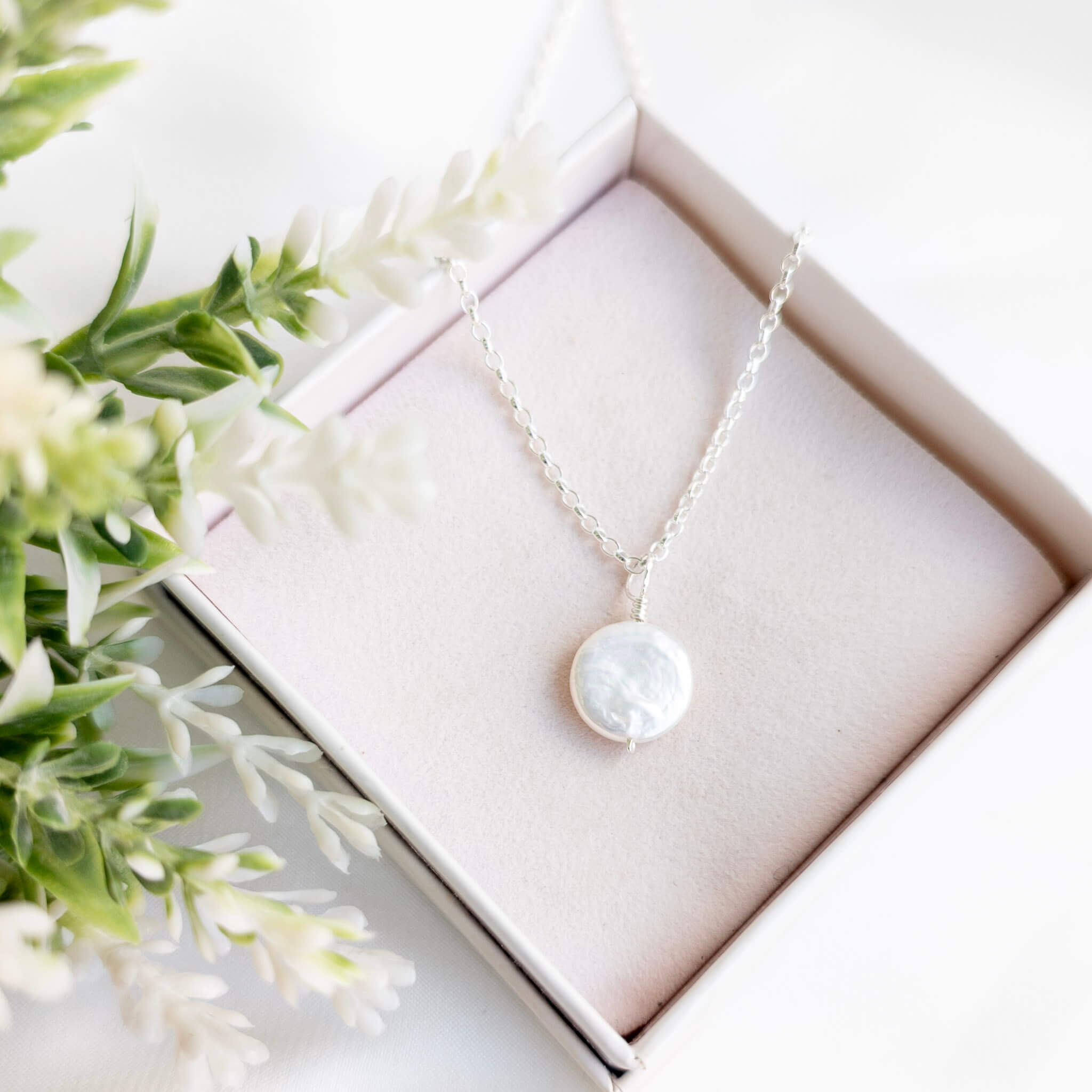 Coin shaped Pearl Pendant