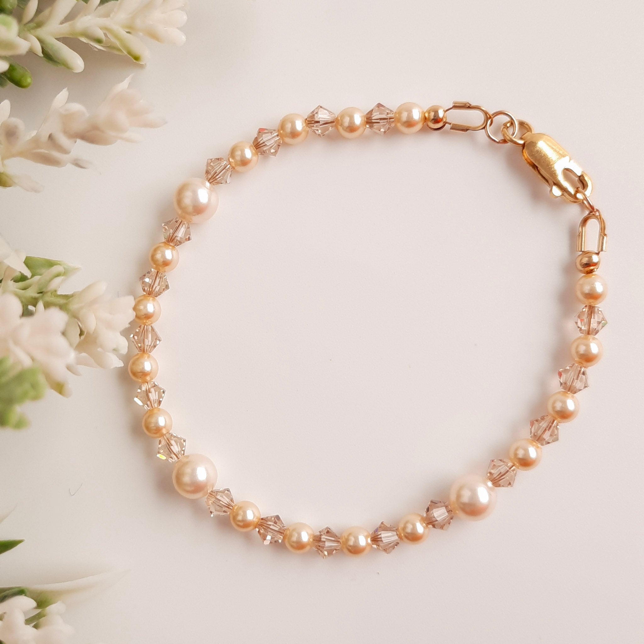 Cream & Gold Pearl Bracelet - Watermeadow Lane Jewellery