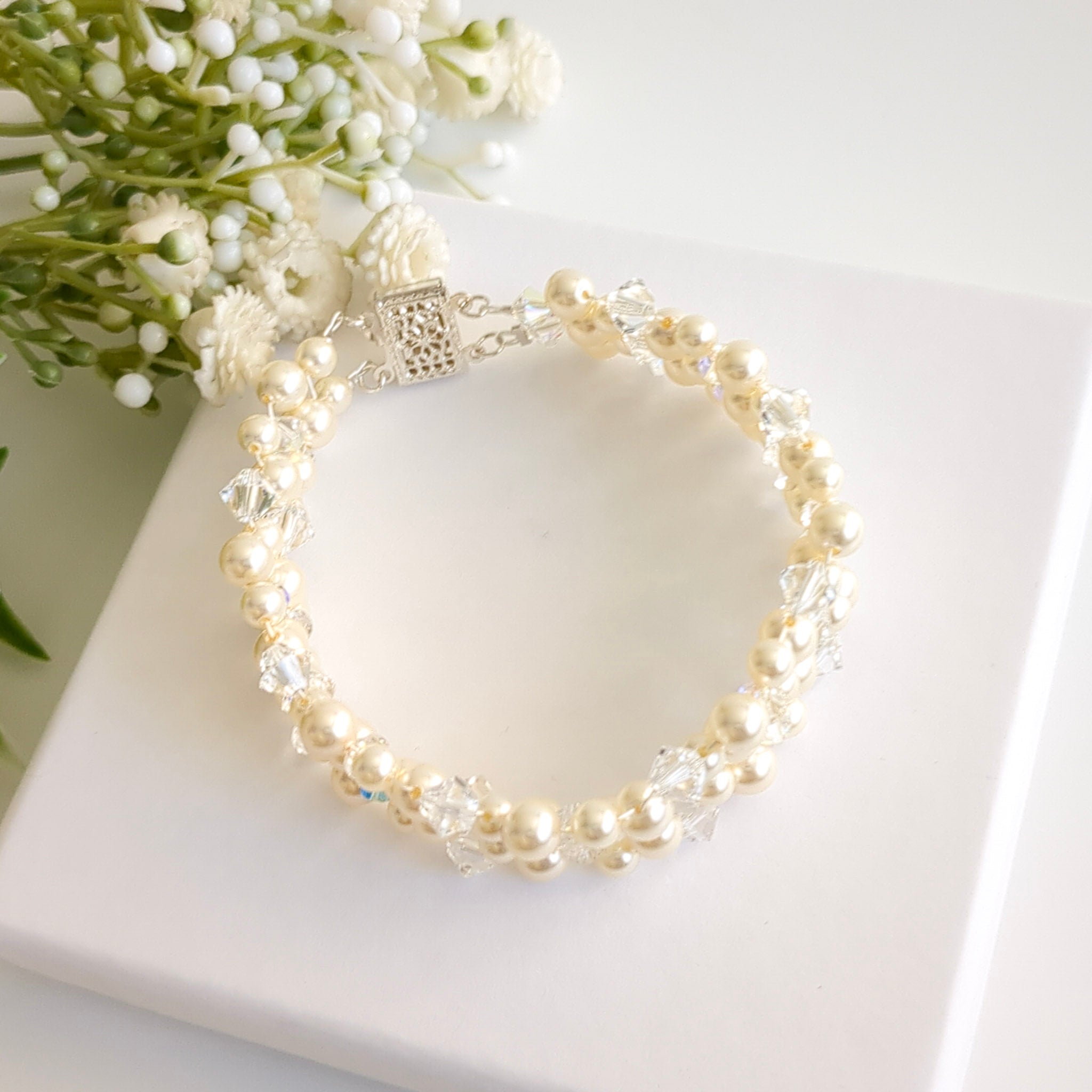 Cream & White Choker Bracelet - Watermeadow Lane Jewellery