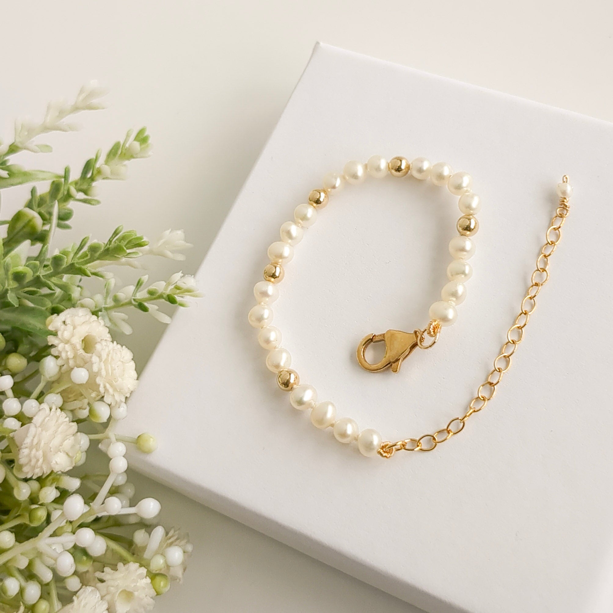 Freshwater Pearl & Gold Bracelet - Watermeadow Lane Jewellery